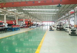 廠家生產(chǎn)車(chē)間